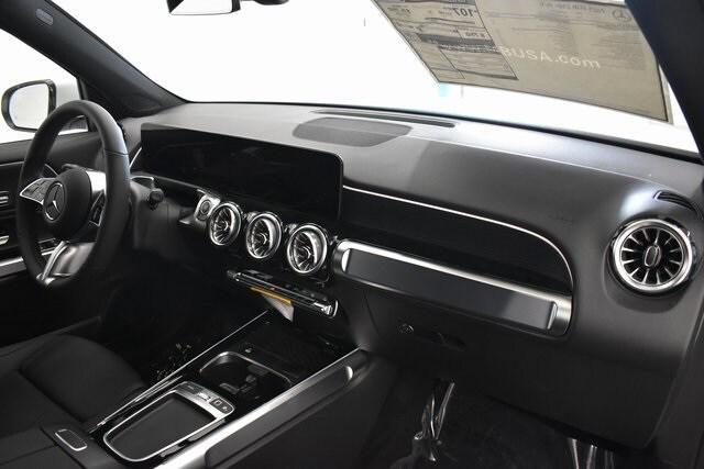 new 2025 Mercedes-Benz EQB 250 car, priced at $57,600