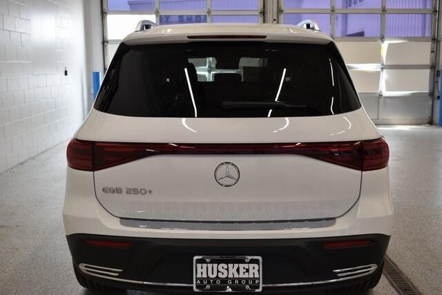 new 2025 Mercedes-Benz EQB 250 car, priced at $57,600