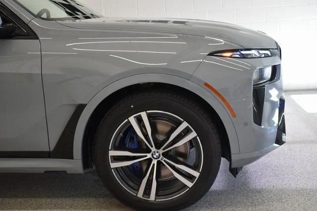 new 2026 BMW X7 car, priced at $95,045