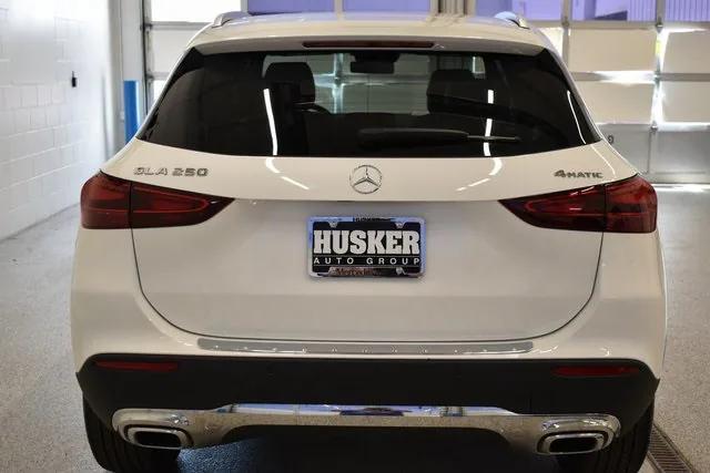 new 2025 Mercedes-Benz GLA 250 car, priced at $47,295