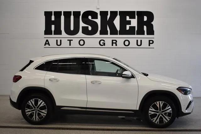 new 2025 Mercedes-Benz GLA 250 car, priced at $47,295