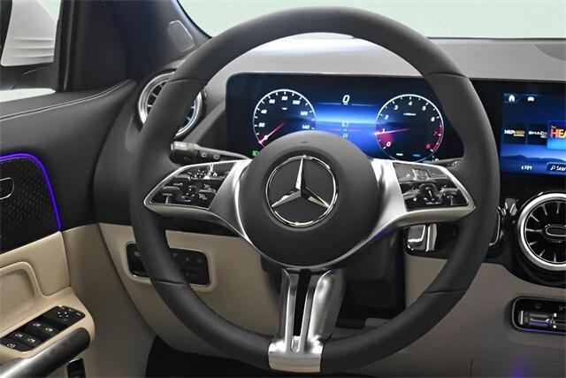 new 2025 Mercedes-Benz GLA 250 car, priced at $47,295