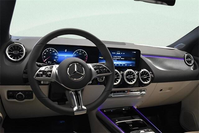 new 2025 Mercedes-Benz GLA 250 car, priced at $47,295