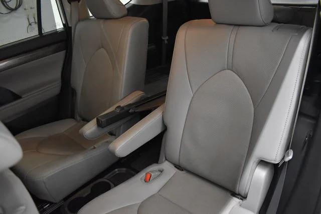 used 2021 Toyota Highlander car, priced at $35,498