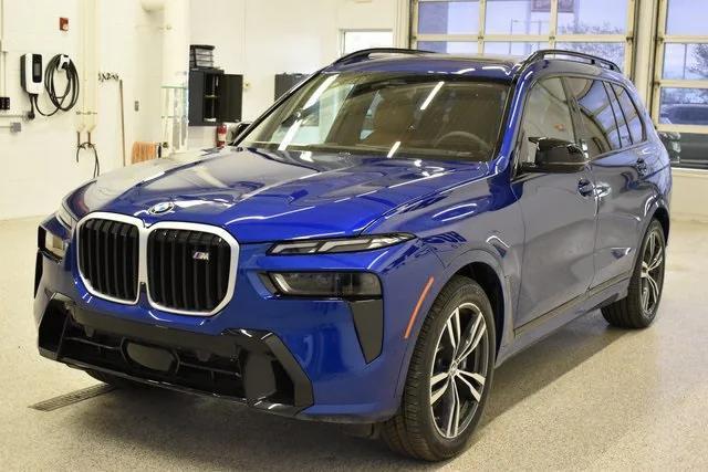 new 2025 BMW X7 car, priced at $115,180