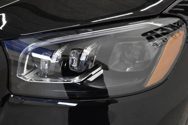 new 2025 Mercedes-Benz GLS 450 car, priced at $96,215