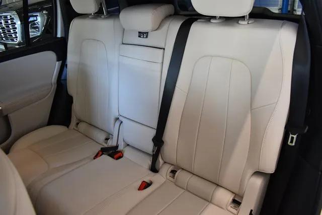 new 2025 Mercedes-Benz GLB 250 car, priced at $49,595