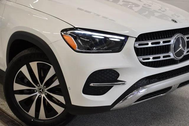 new 2025 Mercedes-Benz GLE 450 car, priced at $78,105
