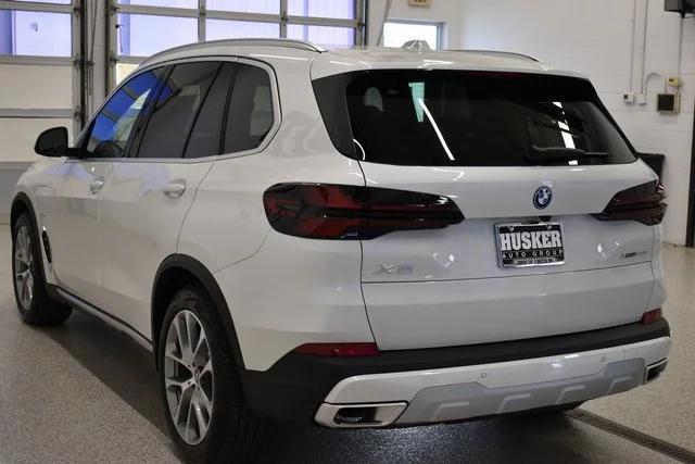 new 2025 BMW X5 PHEV car, priced at $82,290