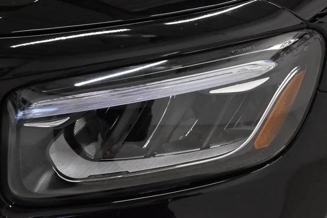 new 2025 Mercedes-Benz GLB 250 car, priced at $49,595