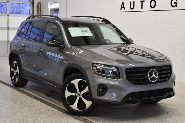 new 2025 Mercedes-Benz GLB 250 car, priced at $53,255