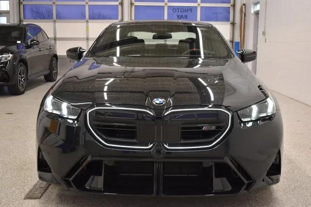 new 2025 BMW M5 car, priced at $128,025