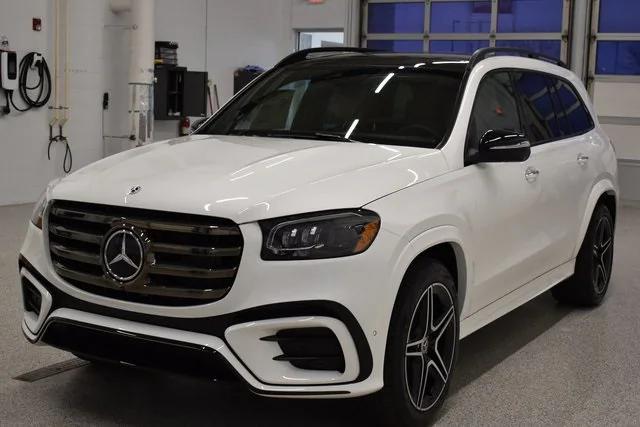 new 2025 Mercedes-Benz GLS 450 car, priced at $100,285