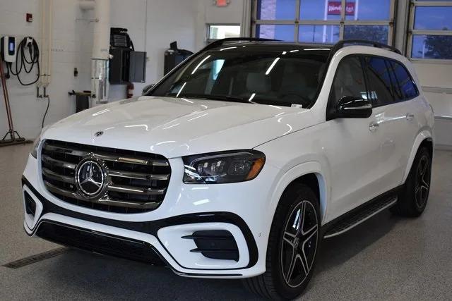 new 2025 Mercedes-Benz GLS 450 car, priced at $97,280