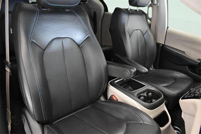 used 2021 Chrysler Pacifica car, priced at $19,498