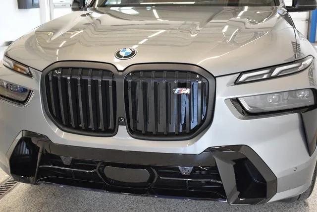 new 2026 BMW X7 car, priced at $120,665