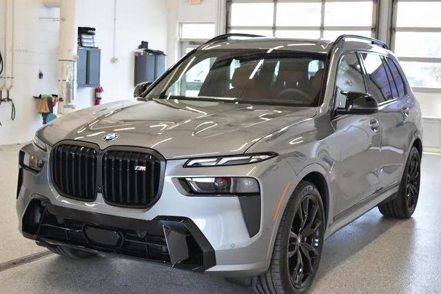 new 2026 BMW X7 car, priced at $120,665