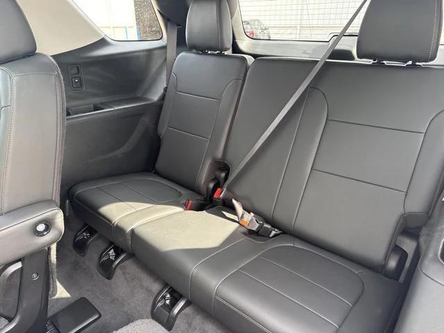 used 2020 Chevrolet Traverse car, priced at $25,498