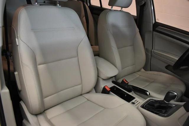 used 2016 Volkswagen Golf SportWagen car, priced at $7,898