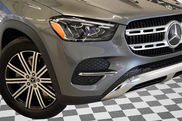new 2026 Mercedes-Benz GLE 350 car, priced at $71,460