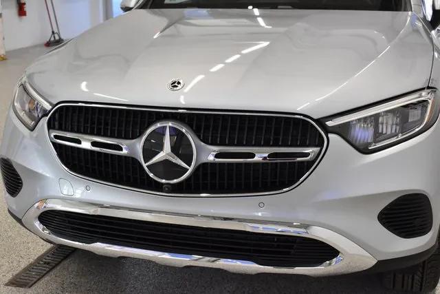 new 2025 Mercedes-Benz GLC 350e car, priced at $67,105