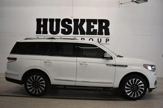 used 2024 Lincoln Navigator car, priced at $94,998