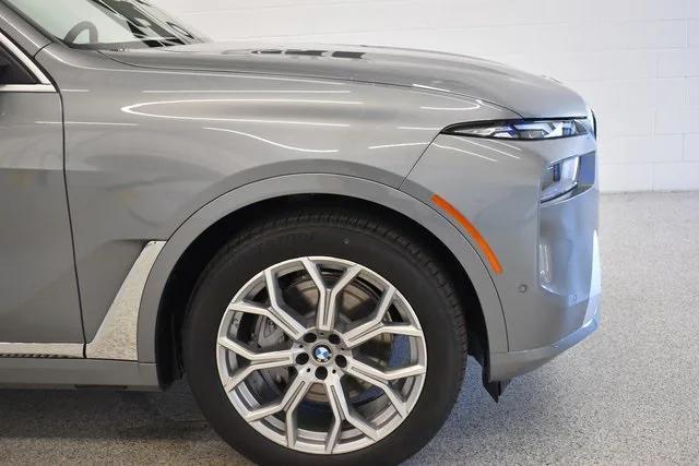 new 2026 BMW X7 car, priced at $90,615