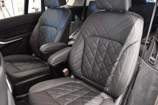 new 2026 BMW X7 car, priced at $90,615