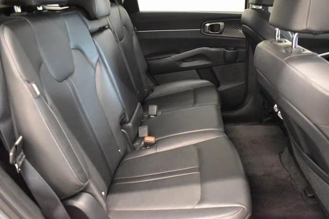 used 2024 Kia Sorento car, priced at $29,998