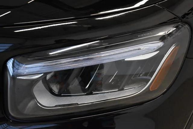 new 2025 Mercedes-Benz GLB 250 car, priced at $49,595