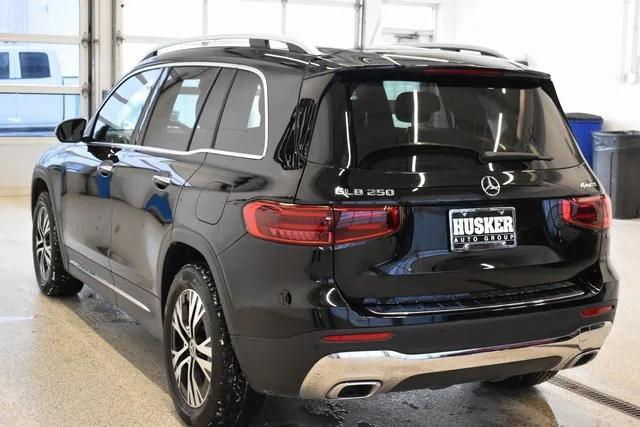 new 2025 Mercedes-Benz GLB 250 car, priced at $49,595