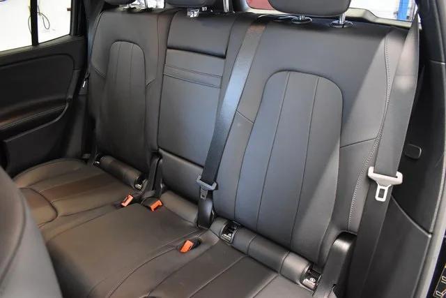 new 2025 Mercedes-Benz GLB 250 car, priced at $49,595