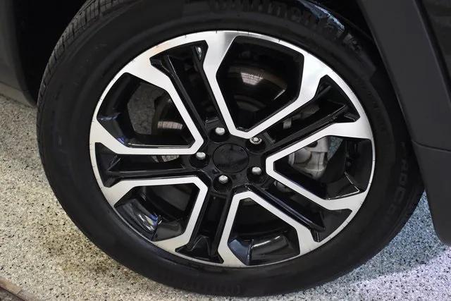 used 2022 Jeep Compass car, priced at $23,798