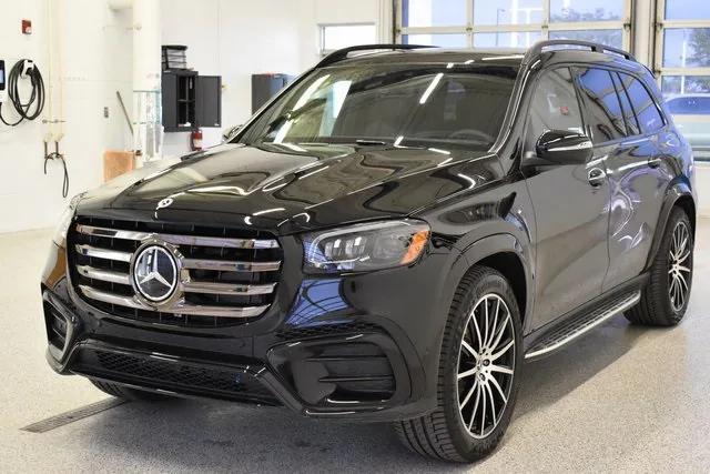 new 2024 Mercedes-Benz GLS 580 car, priced at $122,945