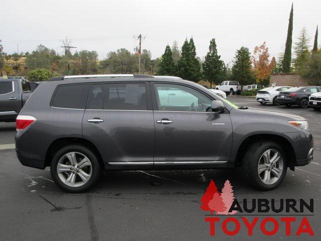 used 2013 Toyota Highlander car, priced at $17,988