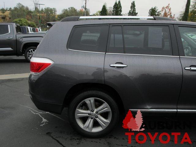 used 2013 Toyota Highlander car, priced at $17,988