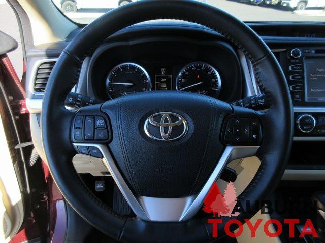 used 2015 Toyota Highlander car, priced at $25,988