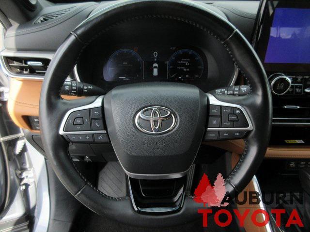 used 2023 Toyota Highlander car, priced at $47,888