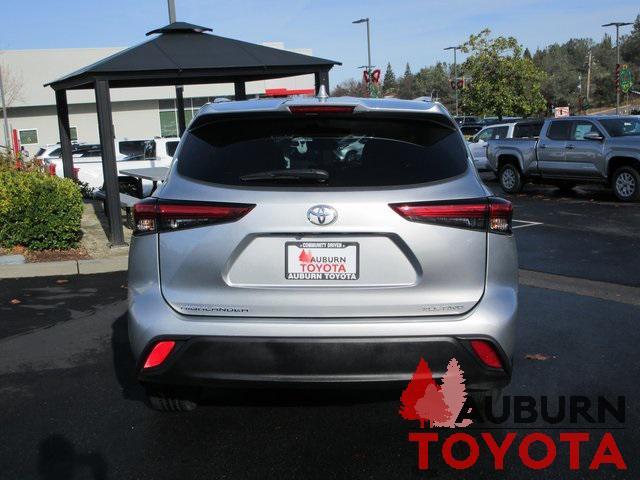 used 2023 Toyota Highlander car, priced at $41,988