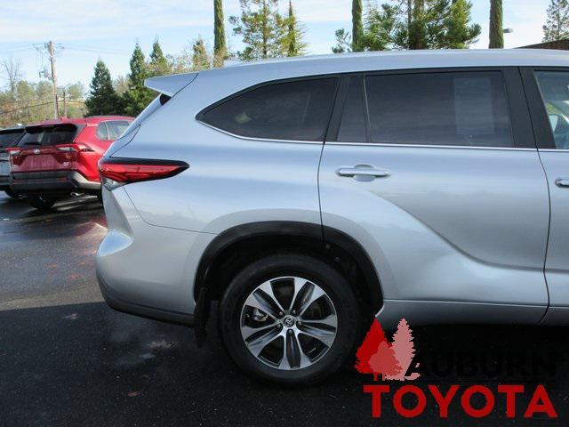 used 2023 Toyota Highlander car, priced at $41,988