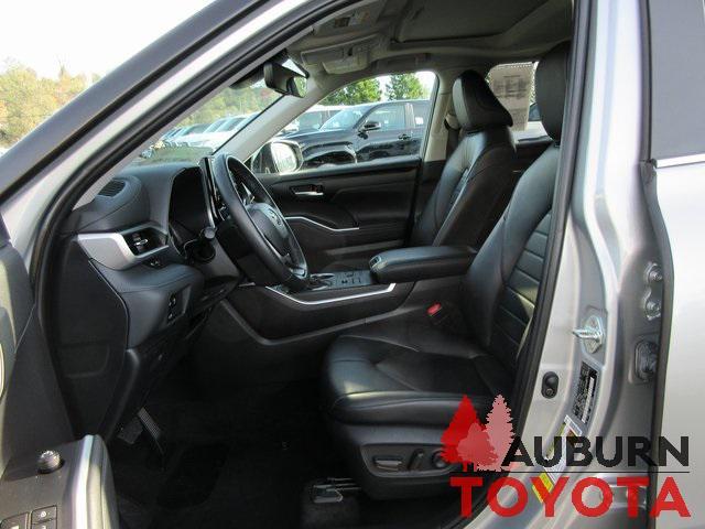 used 2023 Toyota Highlander car, priced at $41,988