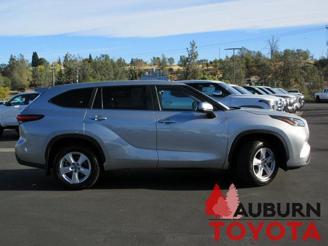 used 2023 Toyota Highlander car, priced at $35,888