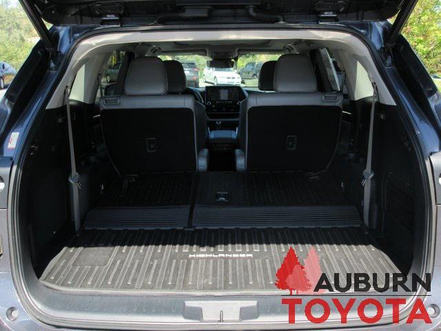 used 2022 Toyota Highlander car, priced at $43,988