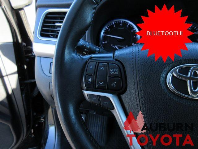 used 2019 Toyota Highlander car, priced at $30,988