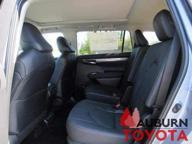 new 2024 Toyota Highlander car, priced at $54,042
