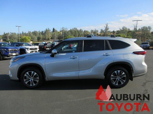 used 2023 Toyota Highlander Hybrid car, priced at $43,588