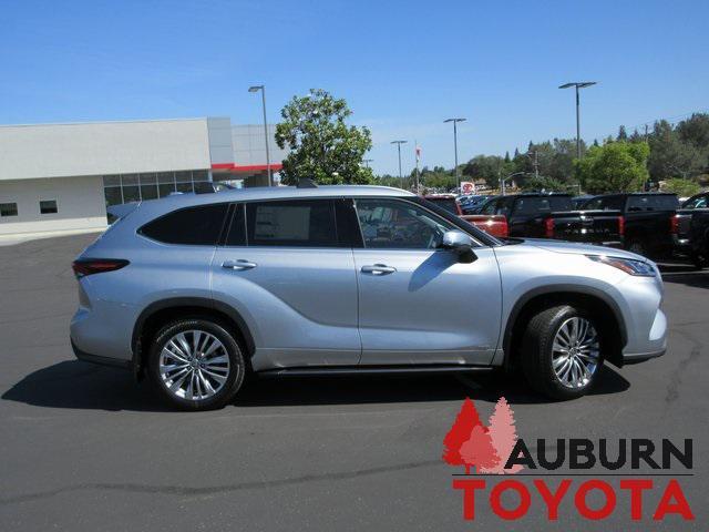 new 2025 Toyota Highlander Hybrid car, priced at $57,003