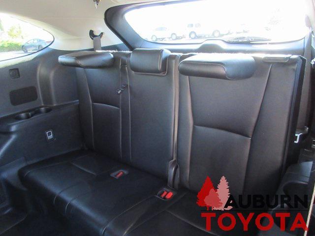 used 2022 Toyota Highlander car, priced at $35,988