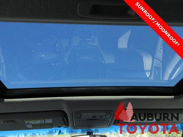 used 2001 Toyota Highlander car, priced at $7,988