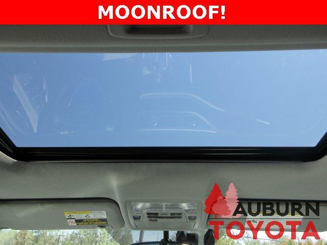 used 2016 Toyota Highlander car, priced at $26,988